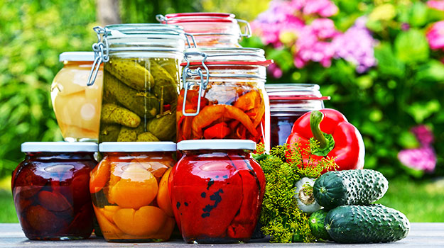 How to preserve your fruits and vegetables all year_marinating