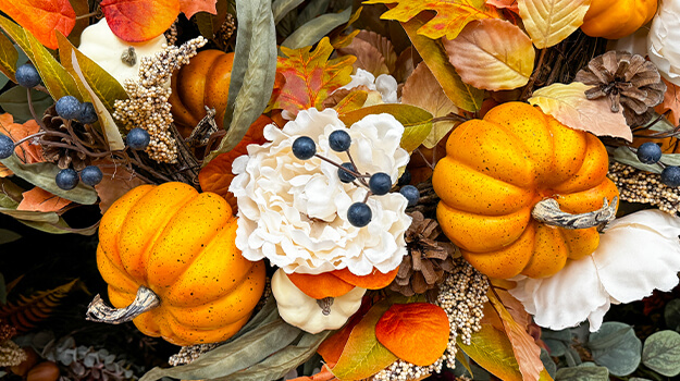 pro-mix-how-to-decorate-pumpkins-with-flowers-08