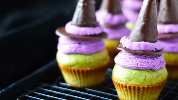 Cupcakes chapeaux de sorcière aux courgettes pour l'Halloween