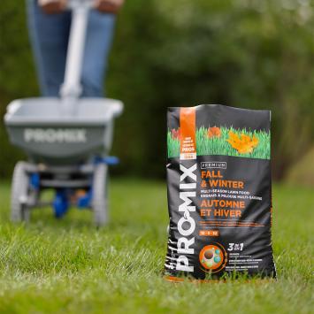 PRO-MIX Premium Fall & Winter Protection Lawn Fertilizer 2