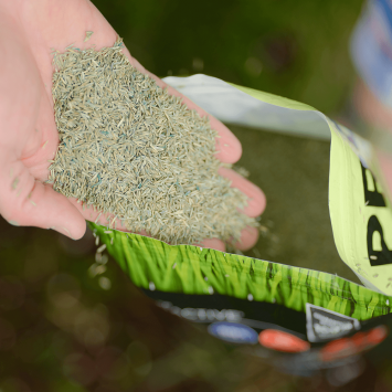 PRO-MIX Weed Defense Grass Seed