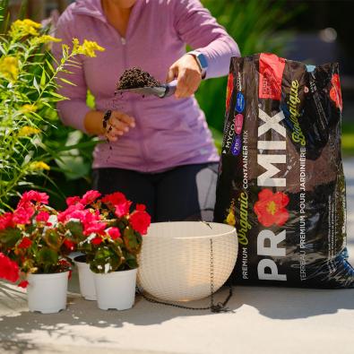 PRO-MIX Premium Organic Container Mix